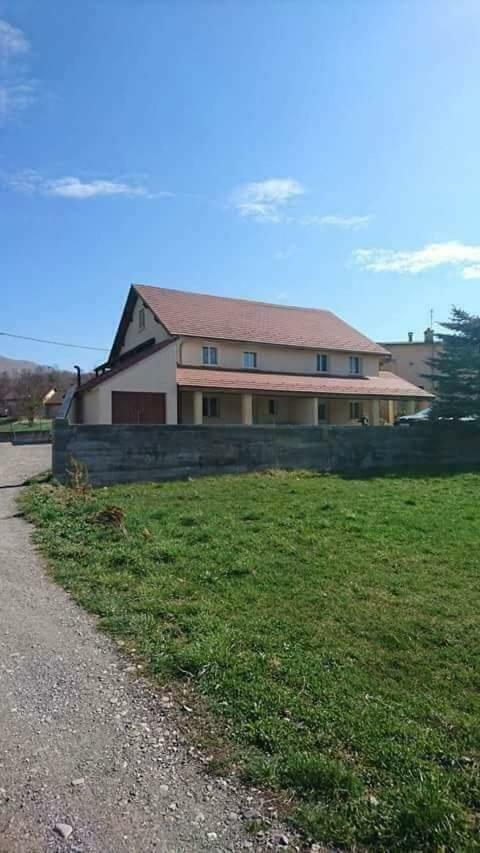 شقة Gogo Location 1 Forest-Saint-Julien المظهر الخارجي الصورة
